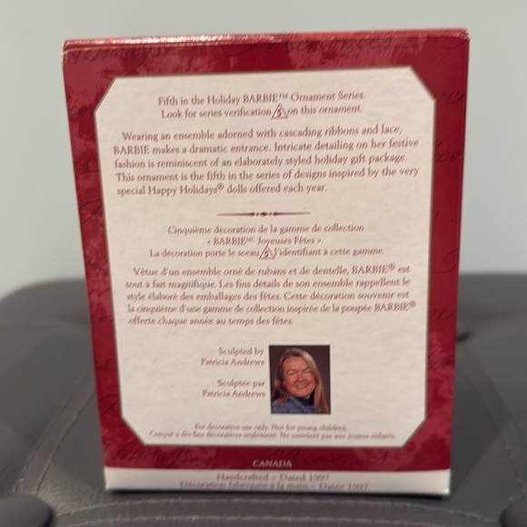 * Vintage* Hallamark| Barbie Keepsake Collector Series Ornament- 1997 - Picture 6 of 9